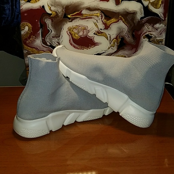 Kraftkreations Shoes - Womens Speed Trainer Flyknit Sock Sneaker GREY